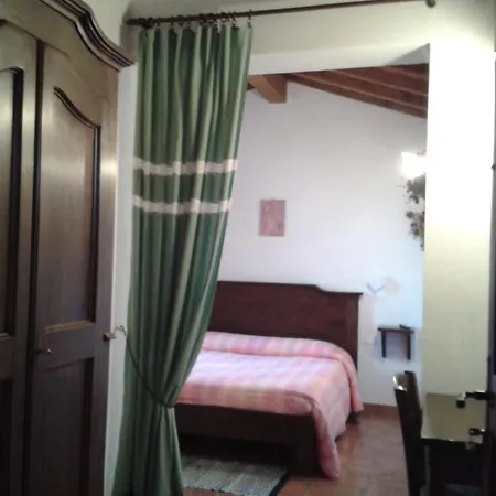 Agriturismo La Trappola Farmház *